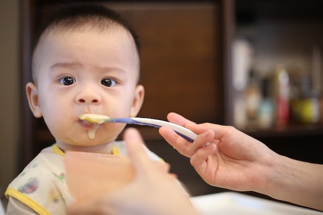 Baby-Led Weaning Spoons: Which One Is The Best For Your Kid